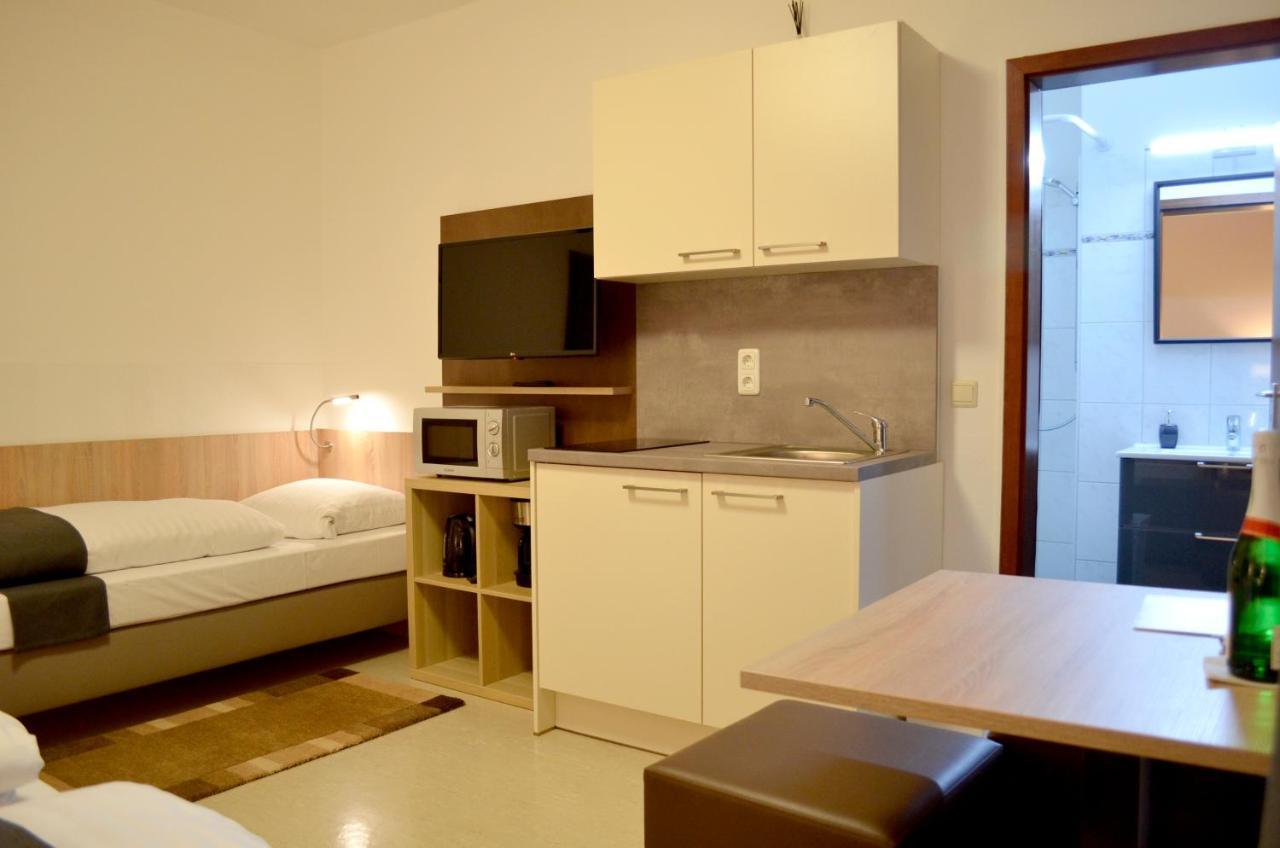 Hana Aparthotel Barsbuttel Dış mekan fotoğraf